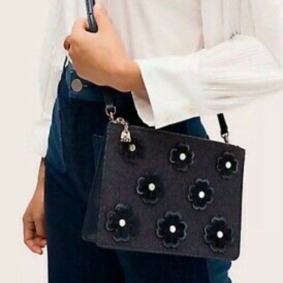 kate spade Handbags - NWT KATE SPADE ON PURPOSE FLORAL CROSSBODY  / CLUTCH BLAZER BLUE